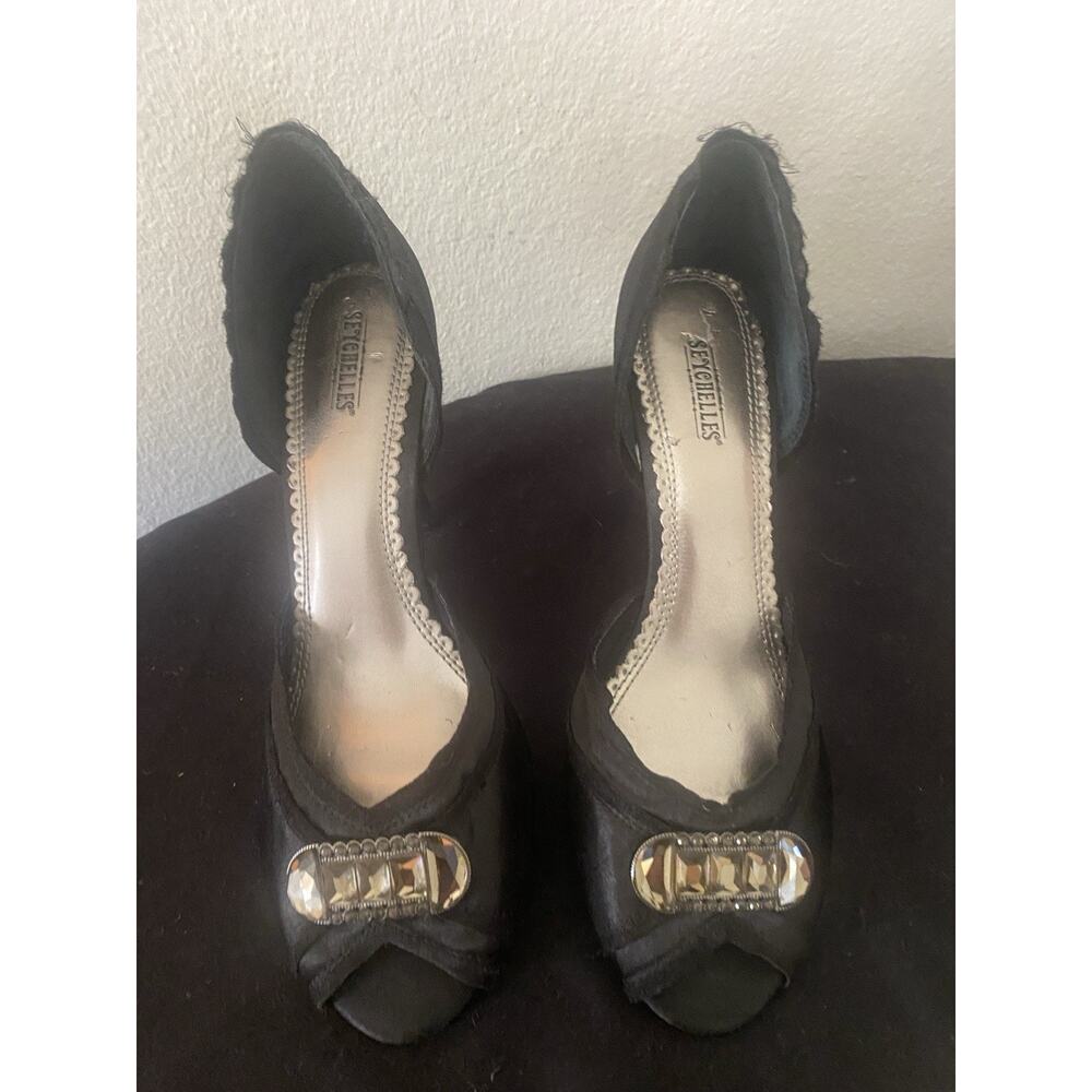 Seychelles vintage shoe 1940’s Style HeelPumps Jewel Details Size 8 1/2